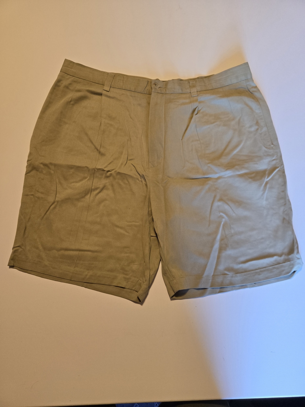 Tommy Bahama Men's Light Tan Flat Front Shorts
